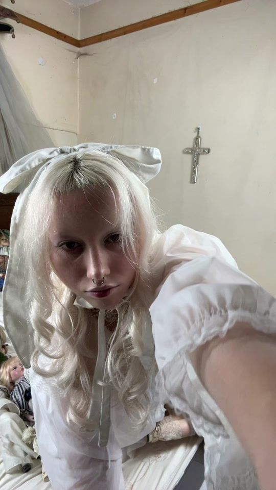 TikTok video thumbnail by j3l13i