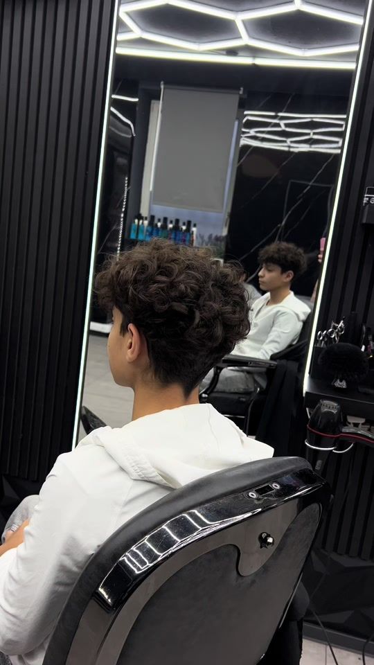 TikTok video thumbnail by luxury.cut_