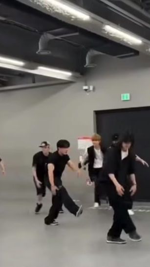 TikTok video thumbnail by _.skz._sofiaa._