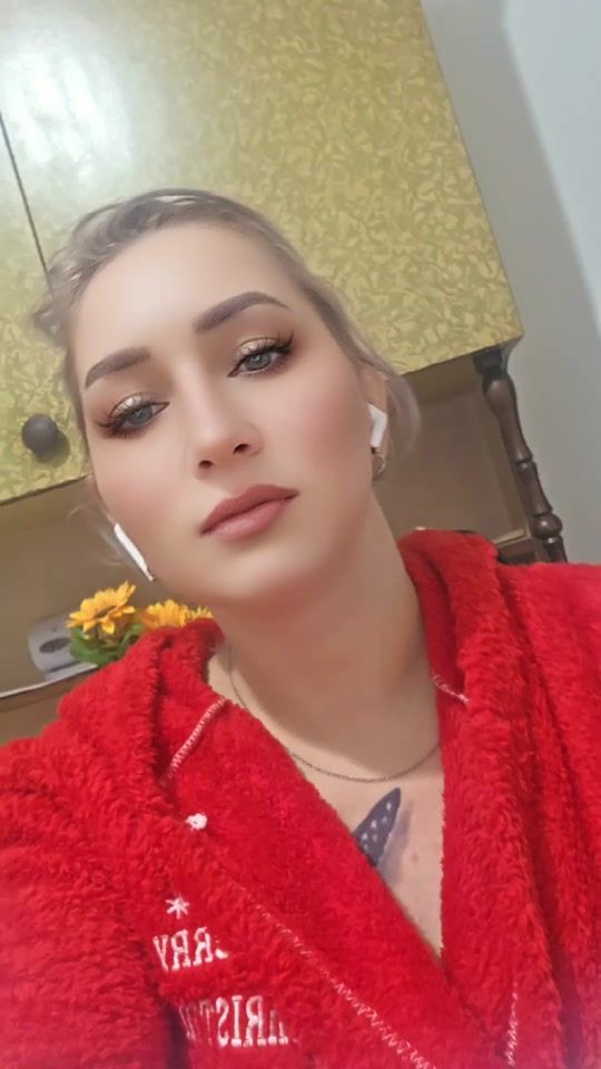 TikTok video thumbnail by blonda_reea