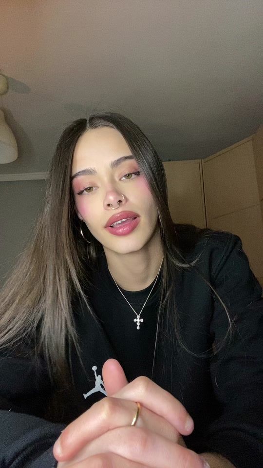 TikTok video thumbnail by lariwiis