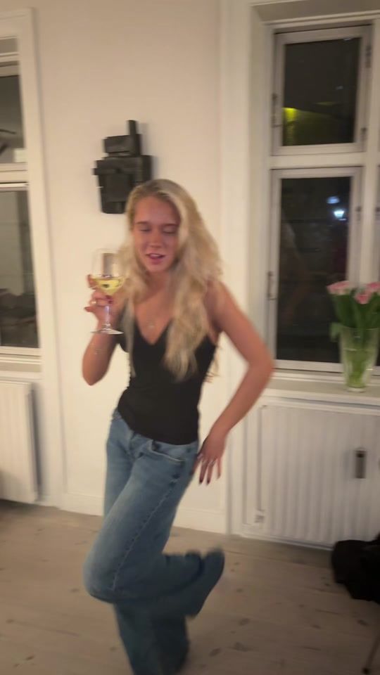 TikTok video thumbnail by evaidknielsen