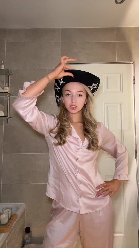 TikTok video thumbnail by sophiecairnsxx