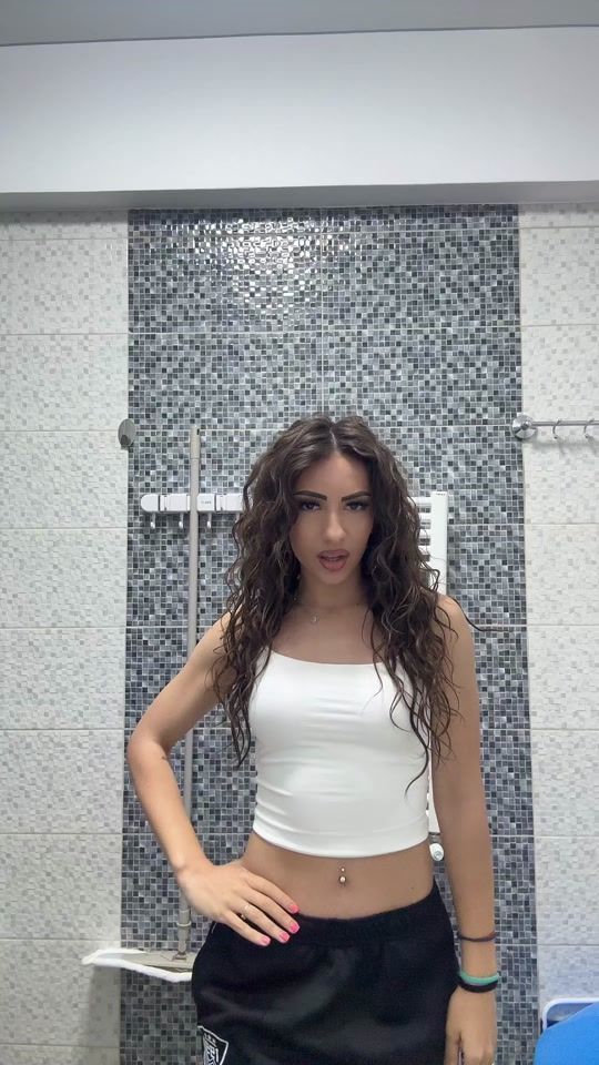 TikTok video thumbnail by deliaaa._aa