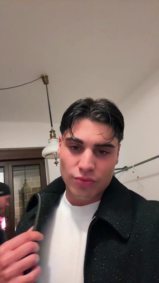 TikTok video thumbnail by ema_andre