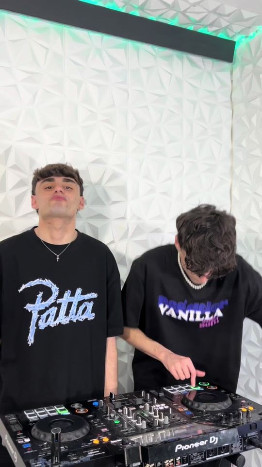 TikTok video thumbnail by dj_twinsss