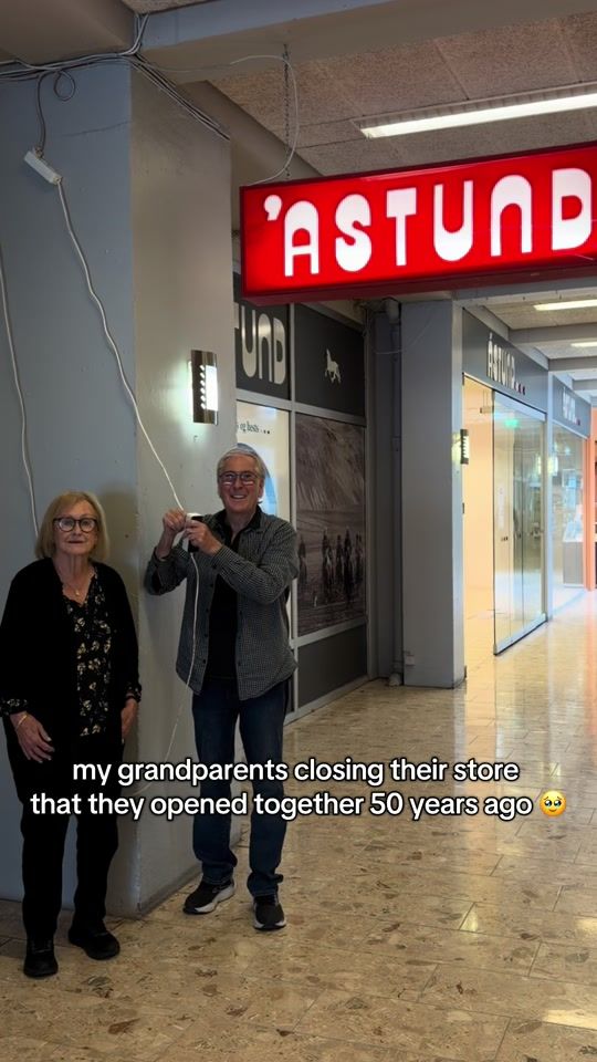 TikTok using Landslide