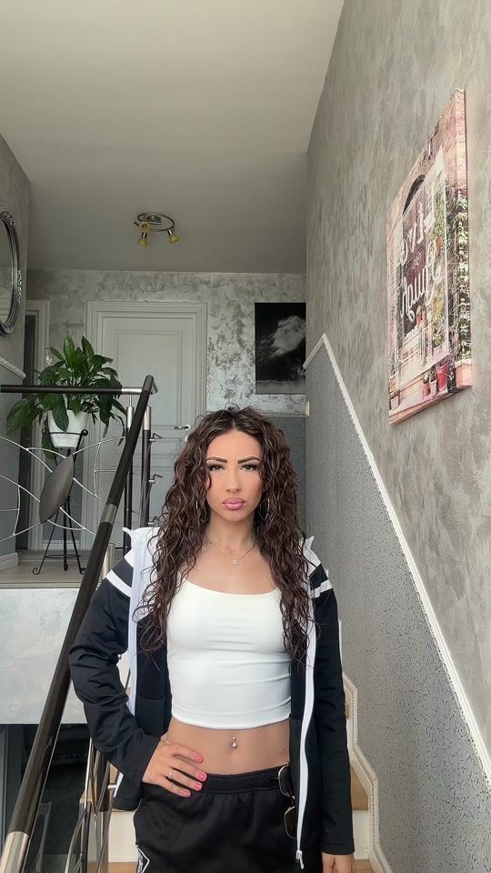 TikTok video thumbnail by deliaaa._aa
