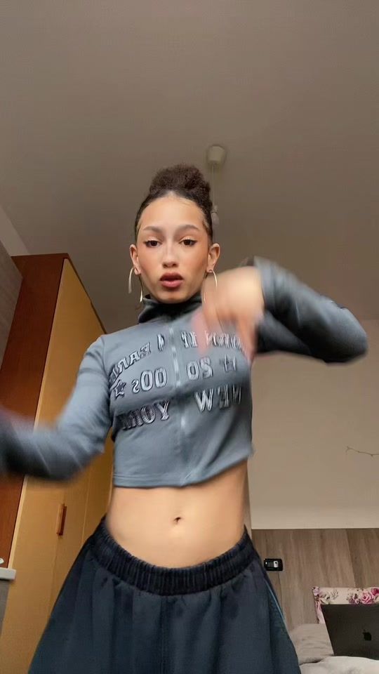 TikTok video thumbnail by jasminemolinaro0