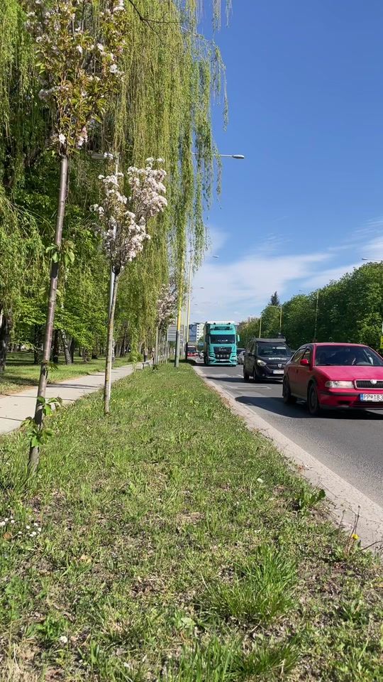 TikTok video thumbnail by truckspotter_slovakia