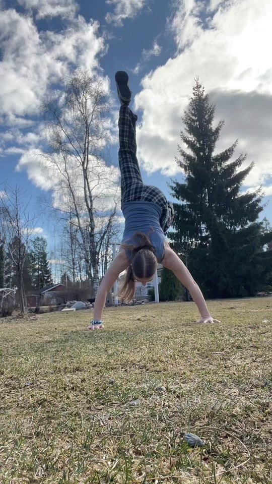 TikTok video thumbnail by handstandandwalk