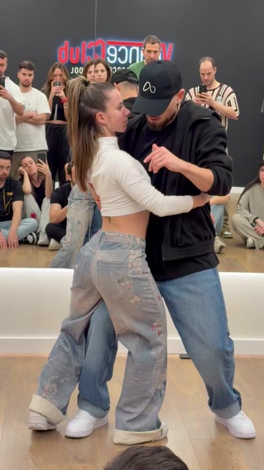 TikTok video thumbnail by alonsoynoeliabachata