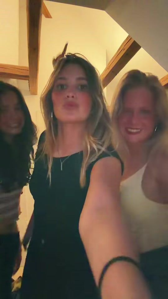 TikTok video thumbnail by bellakarlsen