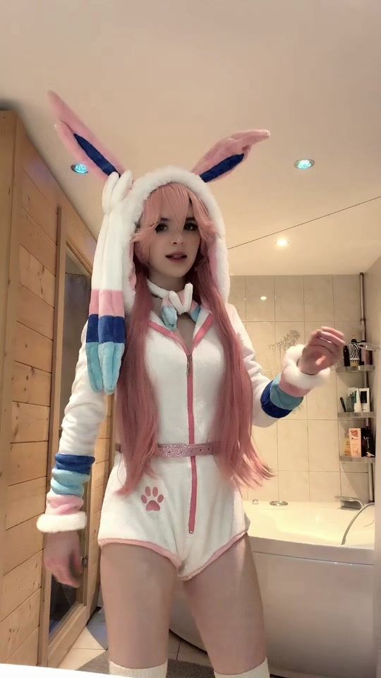 TikTok video thumbnail by _.sparkle_coss._