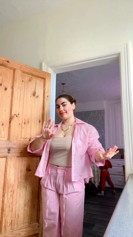 TikTok video thumbnail by larisaoficial16