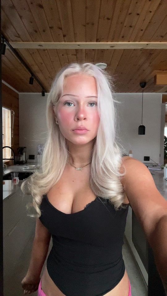 TikTok video thumbnail by salma.emelia23
