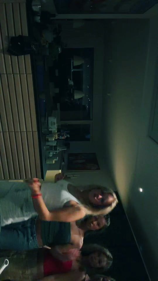 TikTok video thumbnail by bellakarlsen