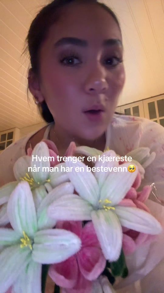 TikTok video thumbnail by carolineogmina