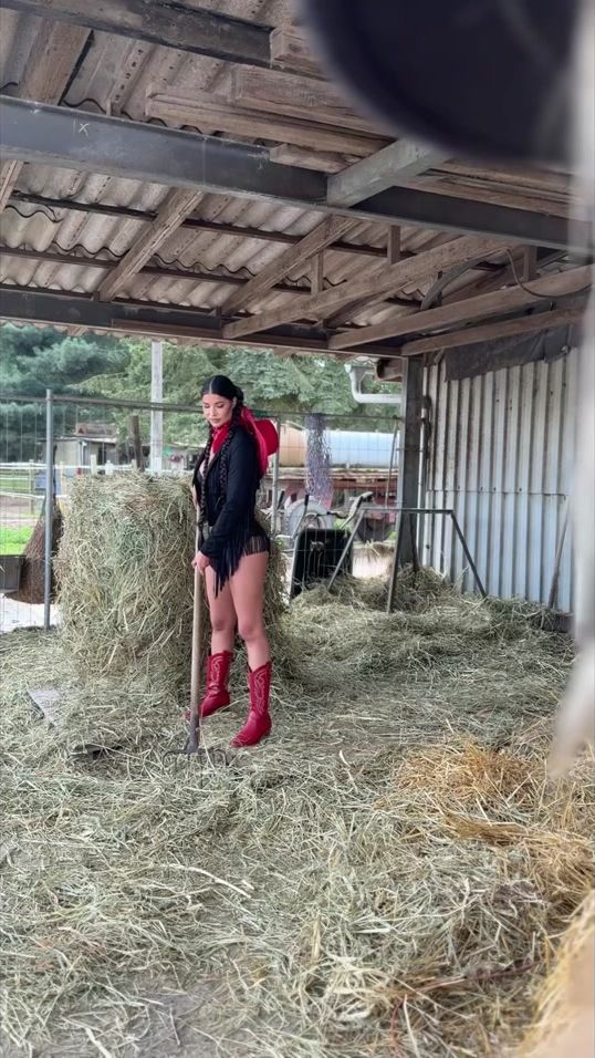 TikTok video thumbnail by deso_latee