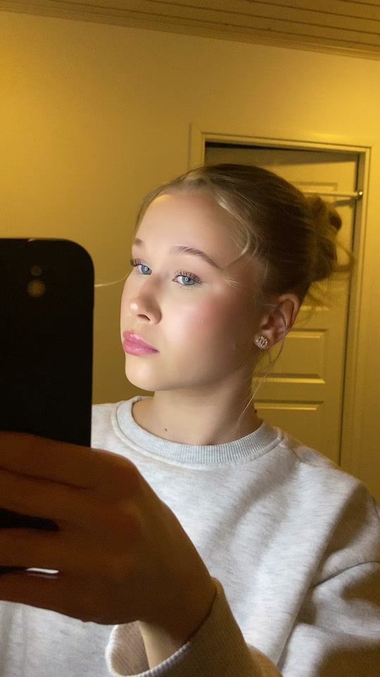 TikTok video thumbnail by ellennamandaaa