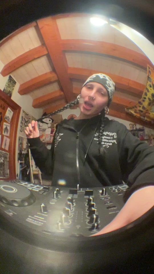 TikTok video thumbnail by sick.sole