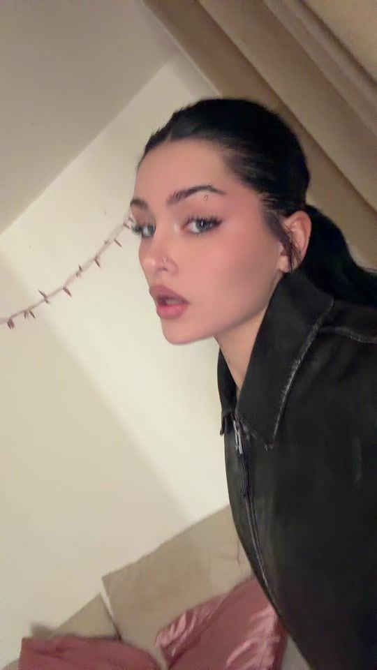 TikTok video thumbnail by _.fanny._28