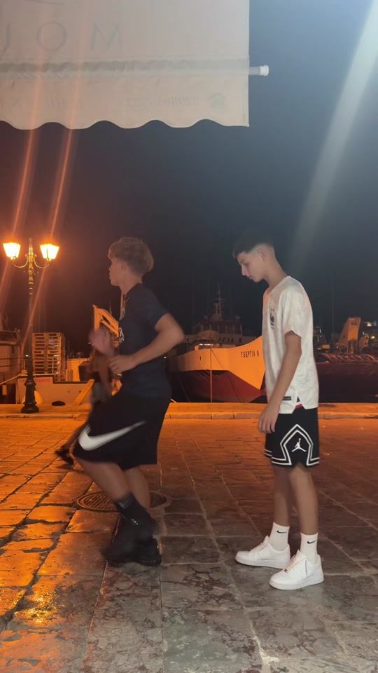 TikTok video thumbnail by ta_stroumfakia1