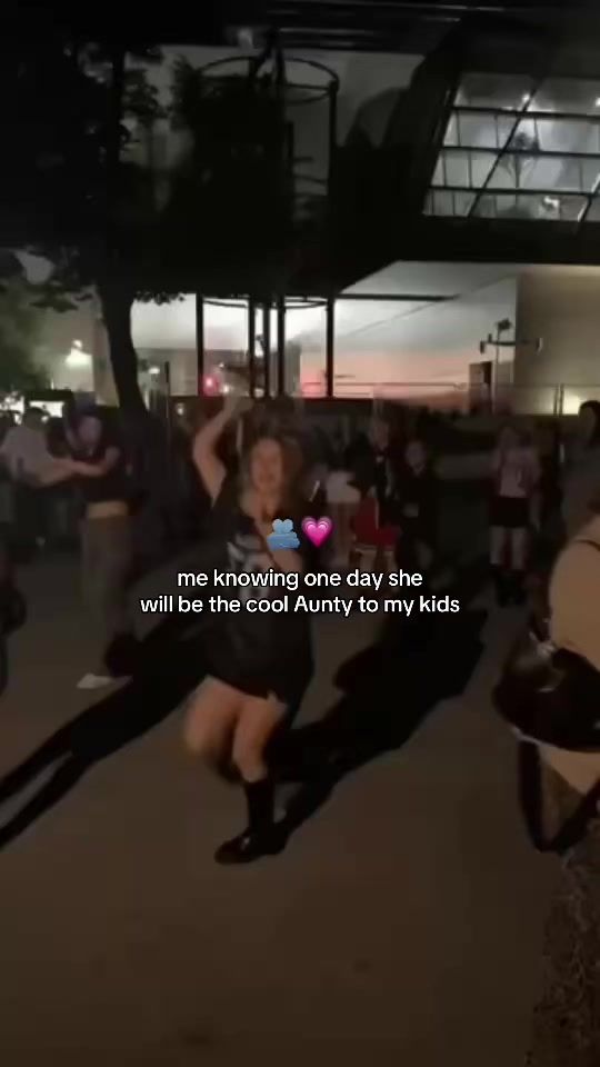 TikTok video thumbnail by elenaxlat