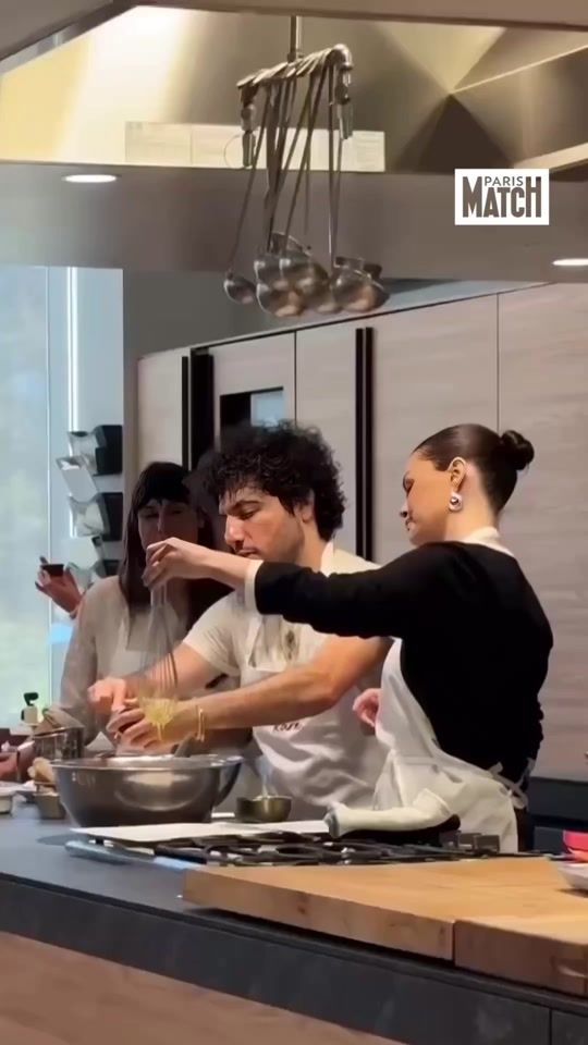 TikTok video thumbnail by parismatch