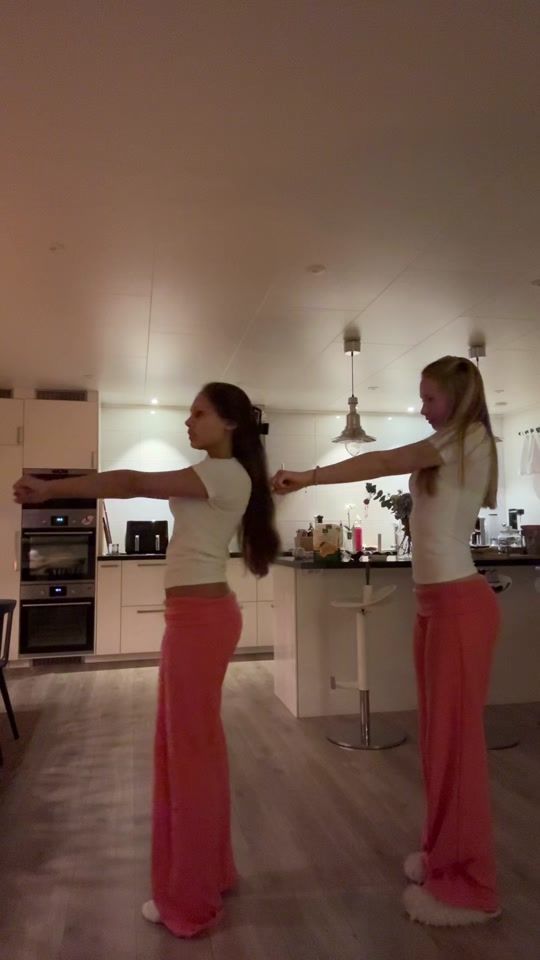 TikTok video thumbnail by nicolinaf11