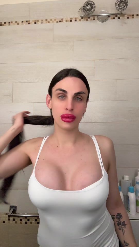 TikTok video thumbnail by chanel_sarcina