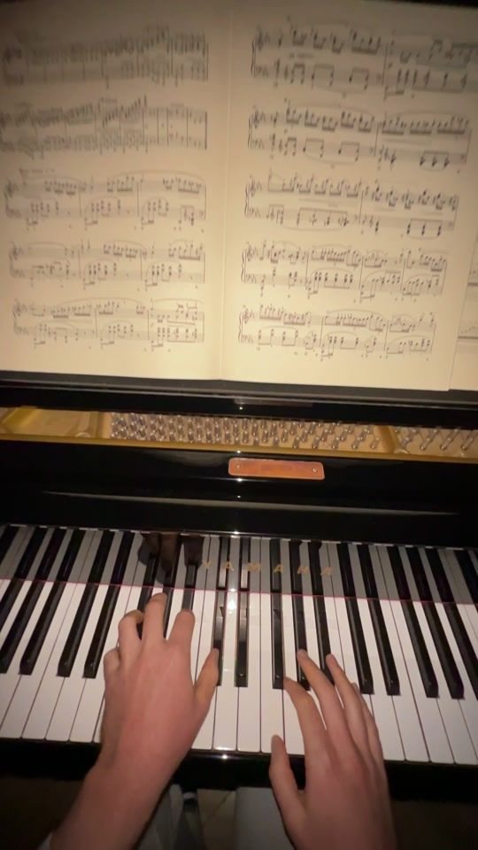 TikTok video thumbnail by _fra.pianist_