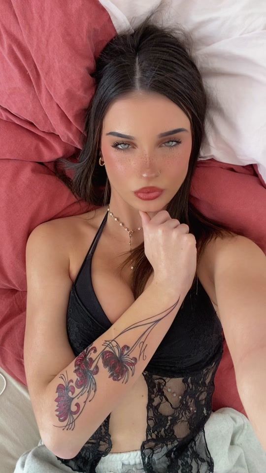 TikTok video thumbnail by eliaxxspam