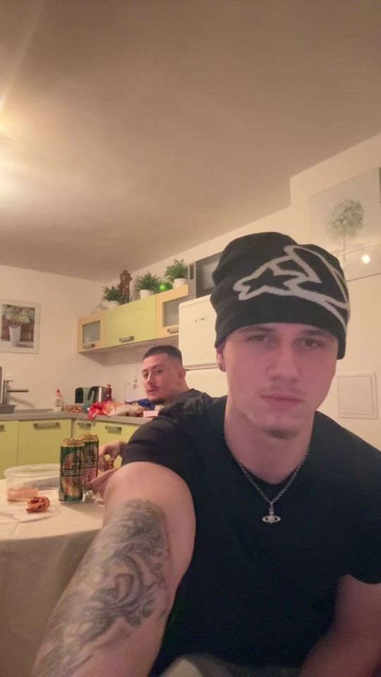 TikTok video thumbnail by _ch2r2_