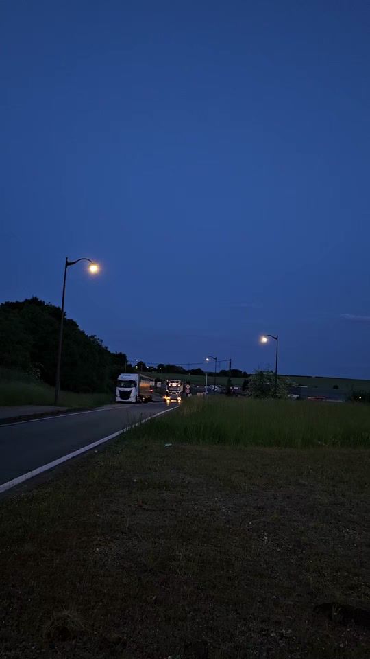 TikTok video thumbnail by leo_bourges_truckspotter