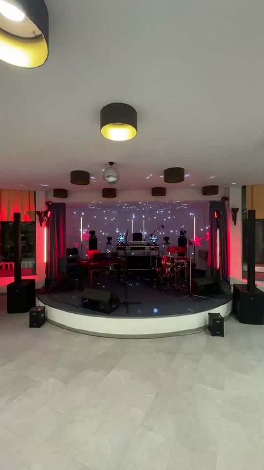 TikTok video thumbnail by wedding.disco