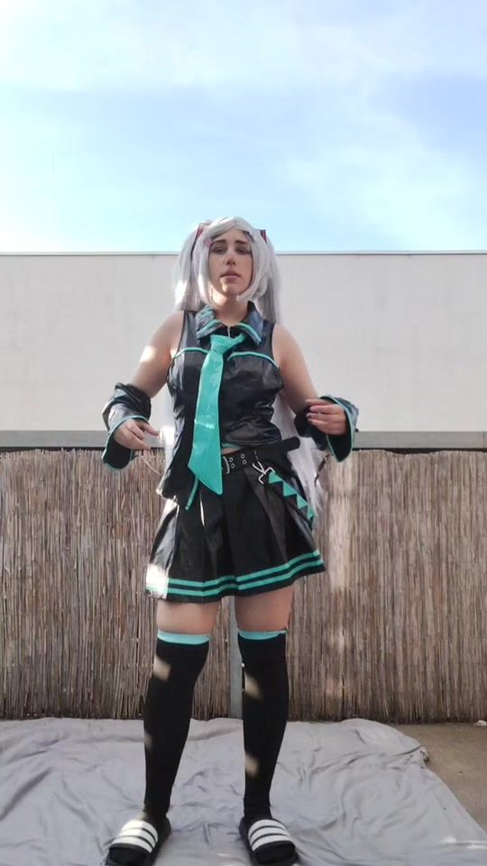 TikTok video thumbnail by leonieskennedy