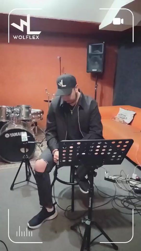 TikTok video thumbnail by csaksanyi_wolflex