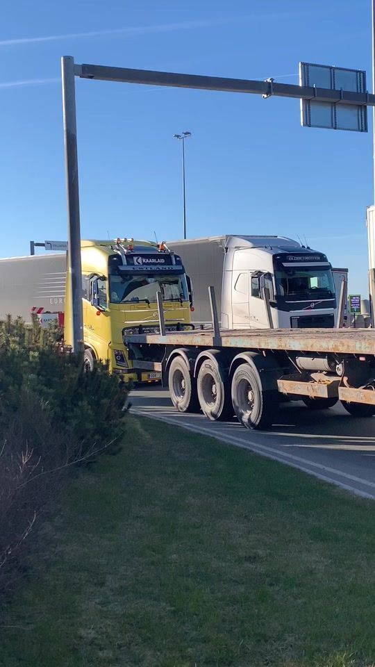 TikTok video thumbnail by est_truckspotter_est