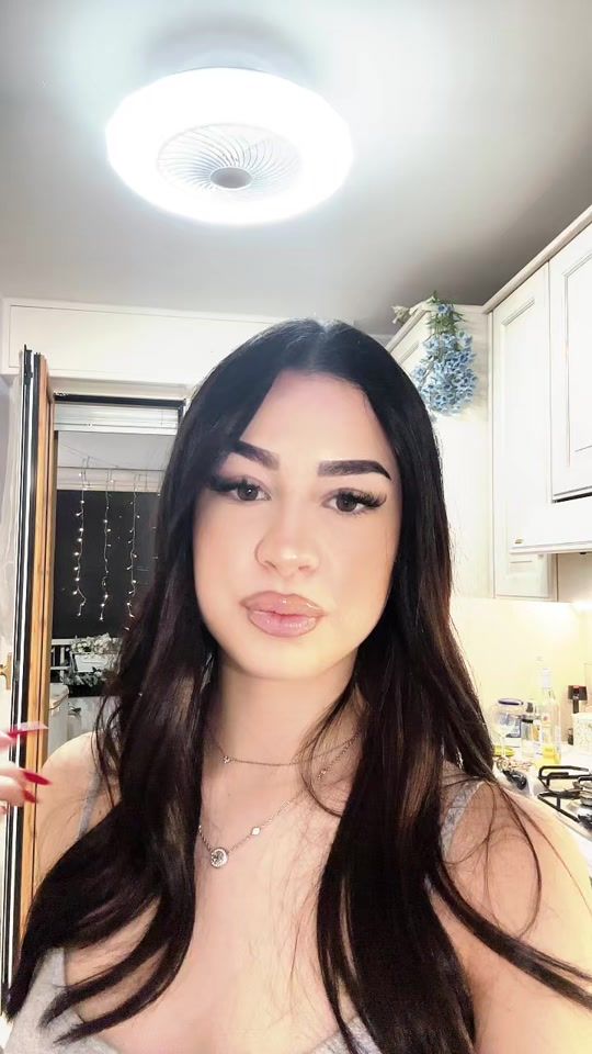 TikTok video thumbnail by saradelmi222