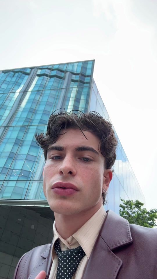 TikTok video thumbnail by matteorobert_