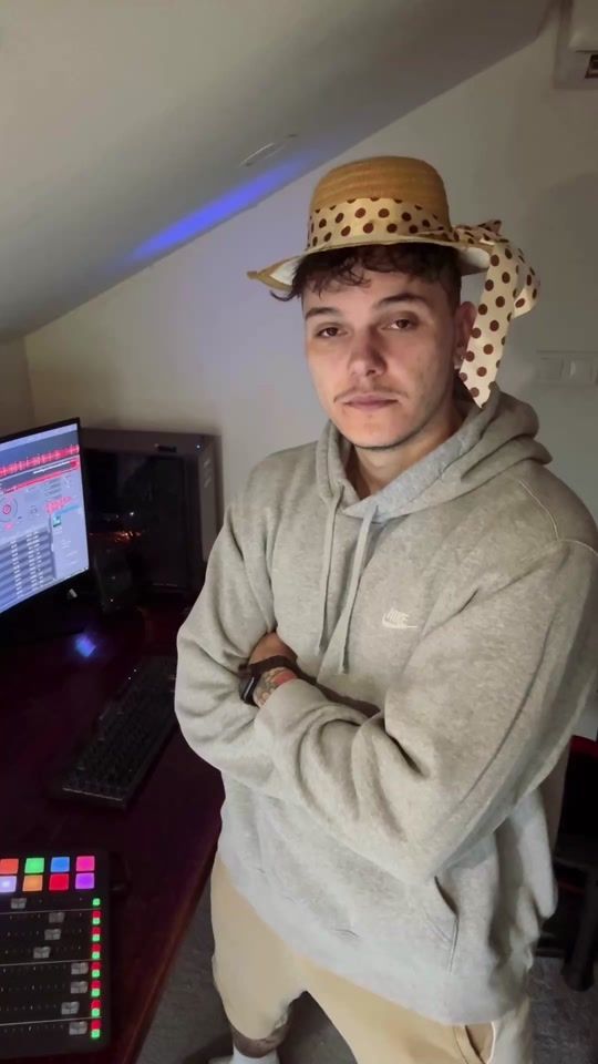 TikTok video thumbnail by rastoni.mp3