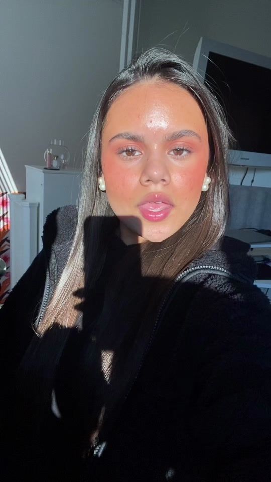 TikTok video thumbnail by jasminedeluxee