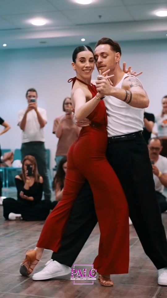 TikTok video thumbnail by luisysara.dance