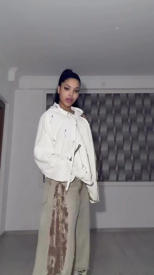 TikTok video thumbnail by yasmina_dance1
