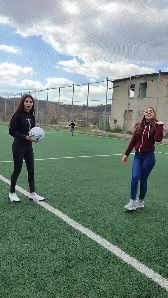 TikTok video thumbnail by raluca_emi