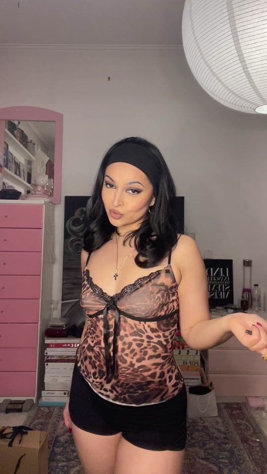 TikTok video thumbnail by helena_chatz