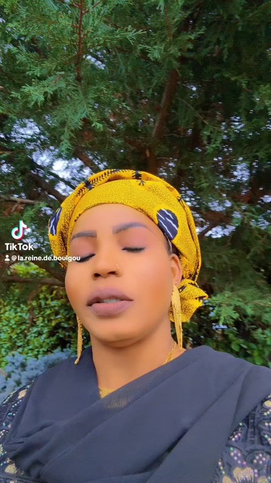 TikTok video thumbnail by la.reine.de.boulgou