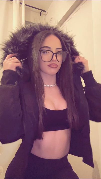 TikTok video thumbnail by larissaperversii