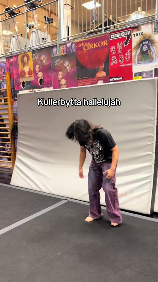 TikTok video thumbnail by cirkuscirkor